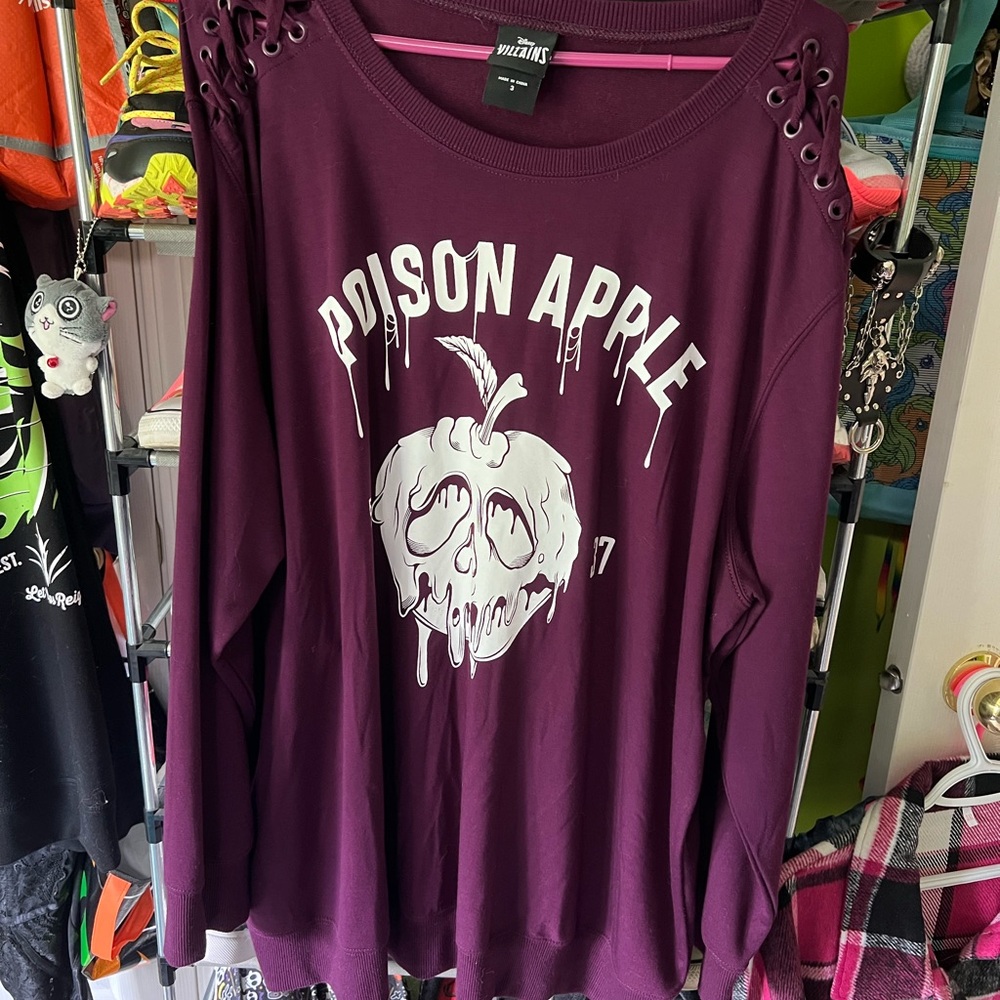 New poison apple torrid shirt 3x